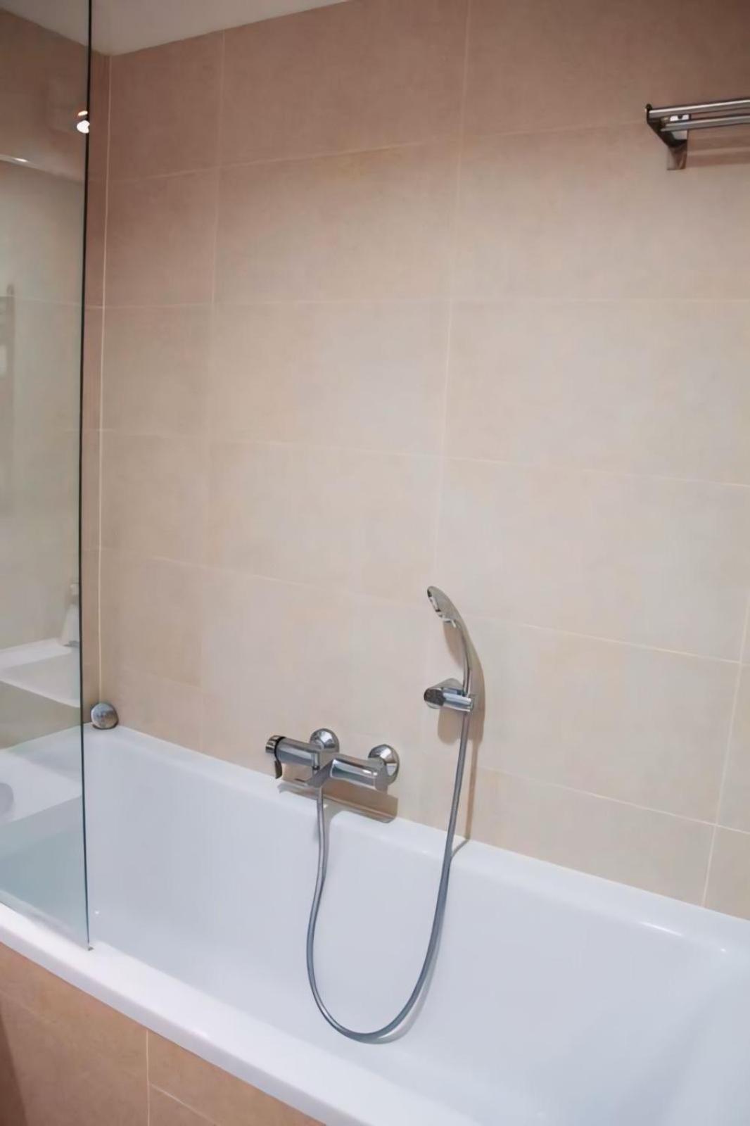 Convenient, Simple And Stylish Apartment